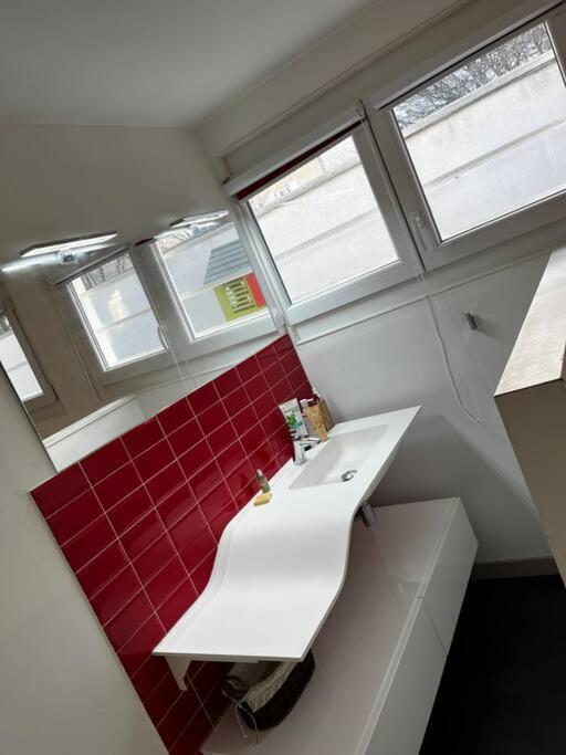 Appartement De 80M2 Refait A Neuf Bezannes Exteriér fotografie