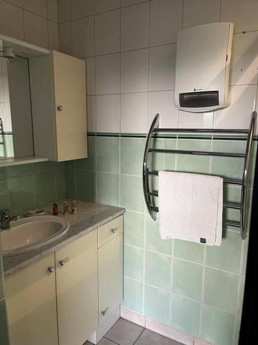 Appartement De 80M2 Refait A Neuf Bezannes Exteriér fotografie
